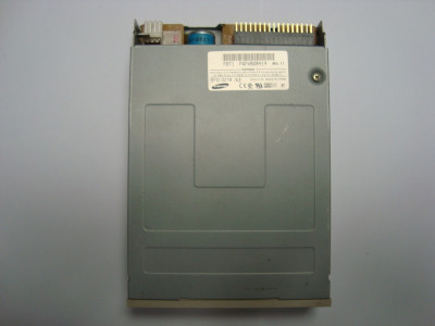 Флопи 1.44 Samsung SFD-321B-KE