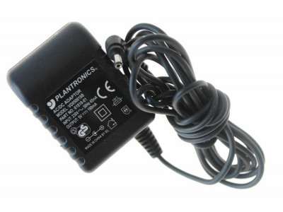 Зарядно за GSM Plantronics VD050018B 5V 180mA Power Adapter Зарядно за GSM Plantronics VD050018B 5V 180mA Power Adapter
