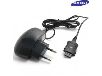 Зарядно за GSM Samsung TAD137EBE 5.00V 0.7A Зарядно за GSM Samsung TAD137EBE 5.00V 0.7A