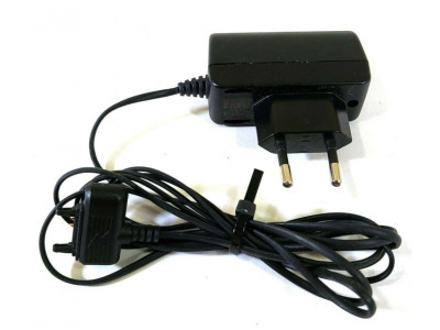 Зарядно за GSM Sony Ericsson CAA-0002001-BV 4.9V 700mA Power Adapter