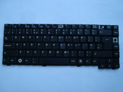 Клавиатура за лаптоп Advent 6411 7204 8117 9117 9517 (за части)