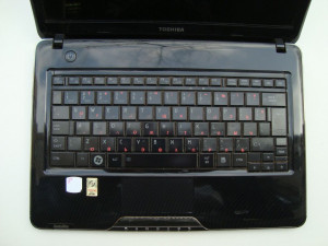 Лаптоп Toshiba Satellite T130 Intel SU4100 4GB DDR3 13.3" (втора употреба)
