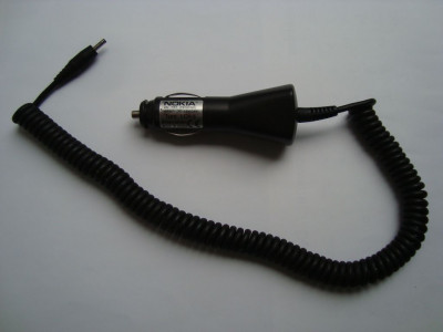 Зарядно за кола Nokia Car 12-24V Charger 5.7V 800mA