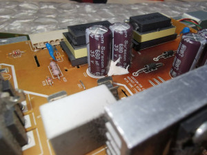 Ремонт на монитор от 15” до 19” (цена за труд) Ремонт на монитор от 15” до 19” (цена за труд)